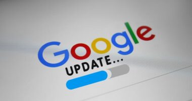 Verzögerungen bei Googles Core & Reviews Updates im November 2023